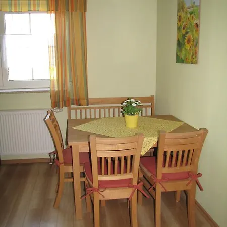 Stollenklause 公寓